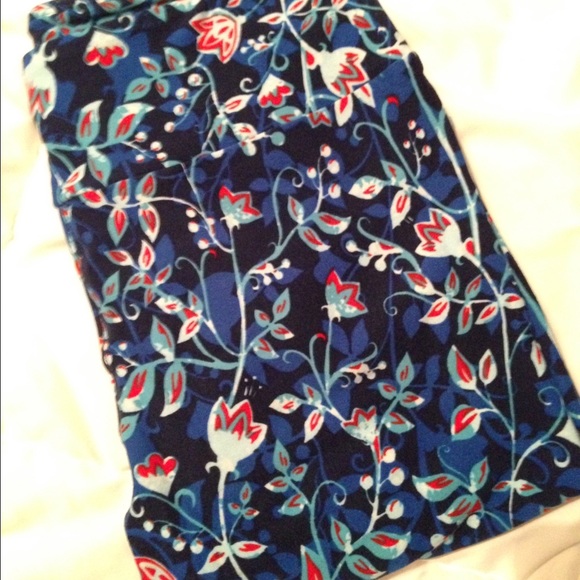 New never worn Lularoe OS leggings