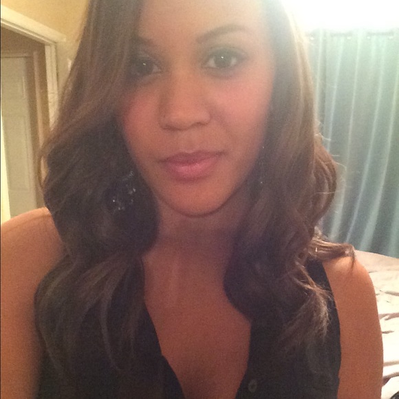 Meet your Posher, Marissa - Picture 1 of 1