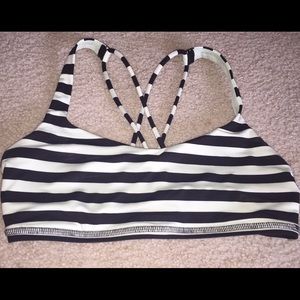 Lululemon Free to Be sports bra