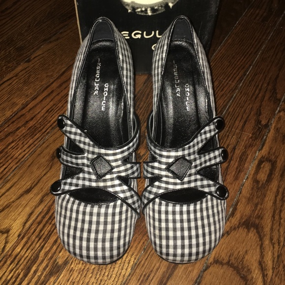 Irregular Choice Black Gingham Pattern heels - 7