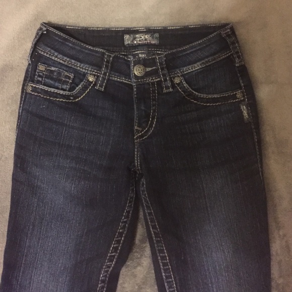 Silver brand dark was jeans. Perfect condition.