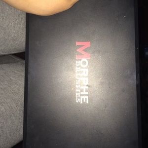 Morphed brushes X Jaclyn Hill