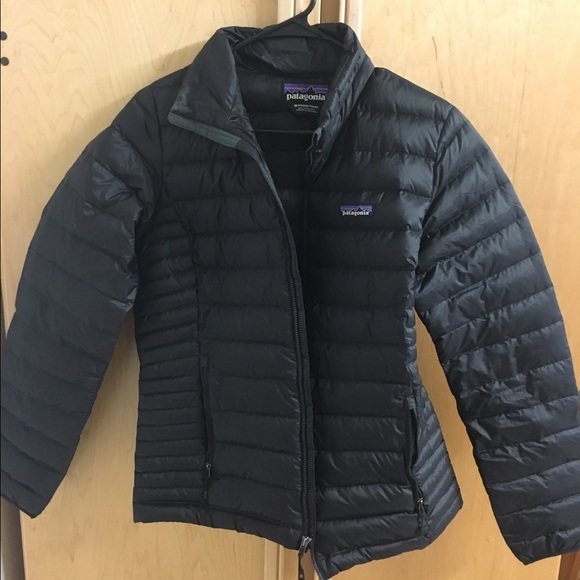 Patagonia puff jacket