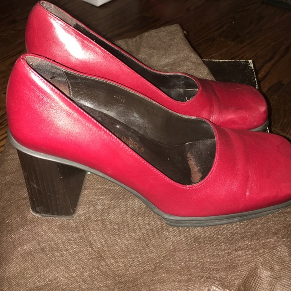 Donald J. Pilner - size 7