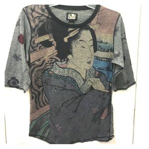 Lucky striped Japanese woman ¾ sleeve tee