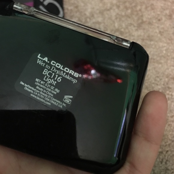 Makeup bundle - Picture 4 of 4