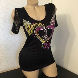 🌹Sinful🌹Short Lace Sleeve Top Sexy New