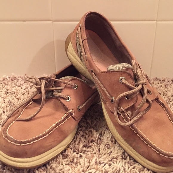 Leopard print Sperry's