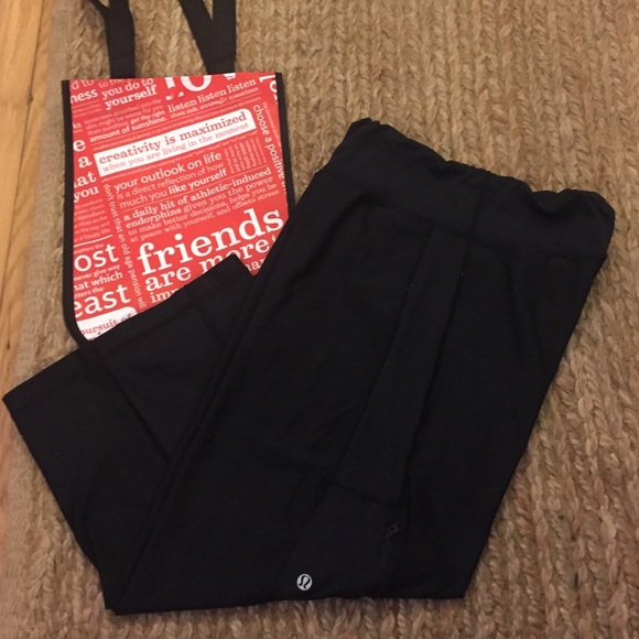 Lululemon drawstring capri pants!