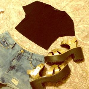 Topshop black crop top - summer staple!