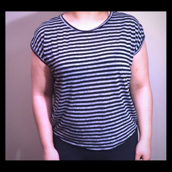 Black/grey Stripped flowy top