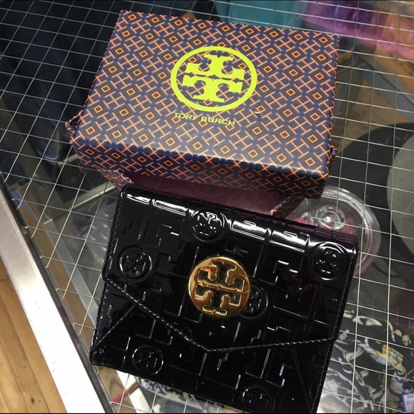 Tory Burch Handbags - NEW IN BX~AUTHENTIC TORY BURCH BLACK PATENT WALLET