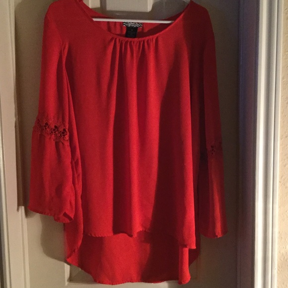 Silky hi-low blouse