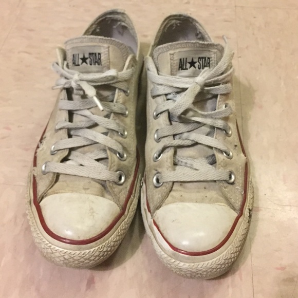 beat up converse