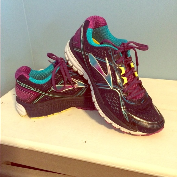 Brooks Ghost 8 size 6.5 running shoes