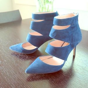Louise et Cie Shoes - Louise et Cie Sarmienta Pump in Navy Suede Louise et Cie Shoes - Louise et Cie Sarmienta Pump in Navy Suede