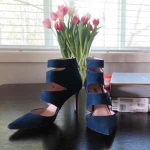 Louise et Cie Shoes - Louise et Cie Sarmienta Pump in Navy Suede Louise et Cie Shoes - Louise et Cie Sarmienta Pump in Navy Suede