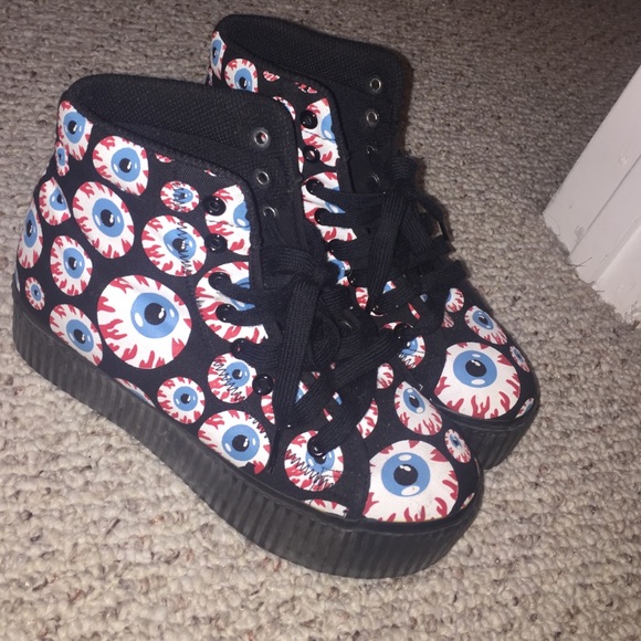 Fairly worn eyeball creepers