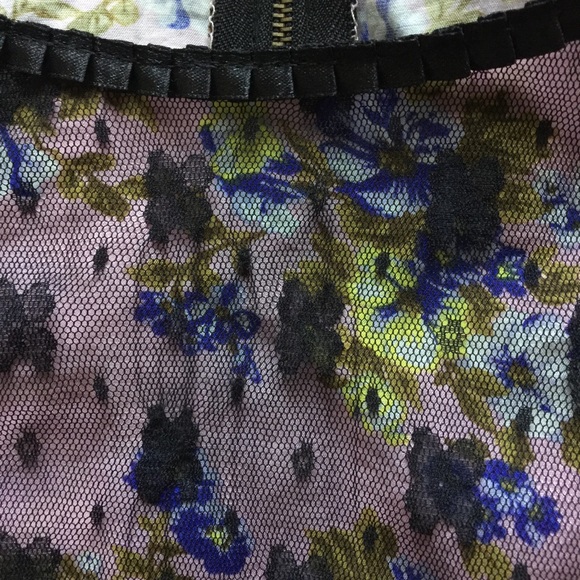 The Veil of Evening Dress - Picture 4 of 4