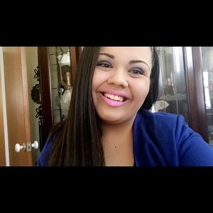 Meet your Posher, Deanna