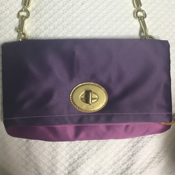 Purple coach purse - Picture 1 of 4