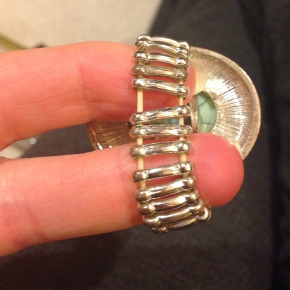 Ring - Picture 4 of 4