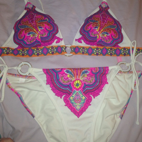 VS Bikini