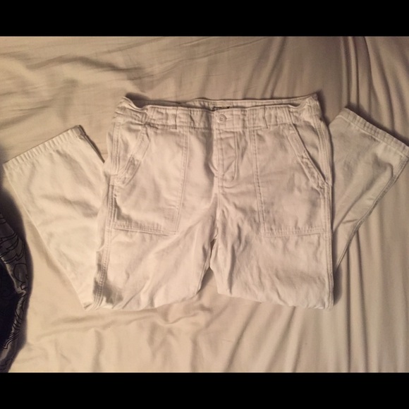 NWOT American Eagle Capri's