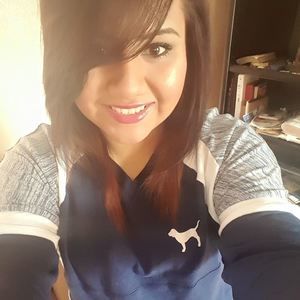 Meet your Posher, Stephany