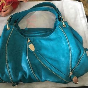 Teal hobo