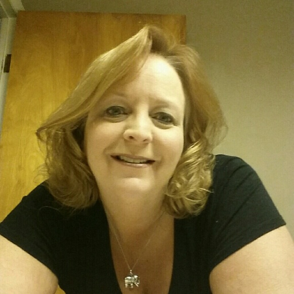 Meet your Posher, Rhonda