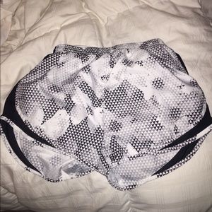 Rarely worn dri-fit Nike shorts!!