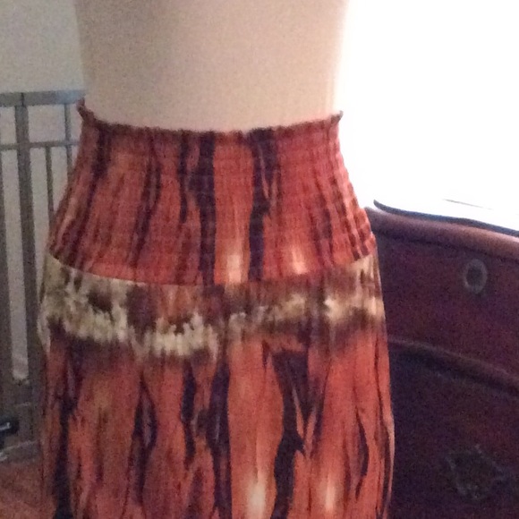Skirt - Picture 4 of 4