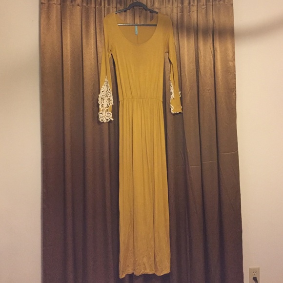 Maxi dress