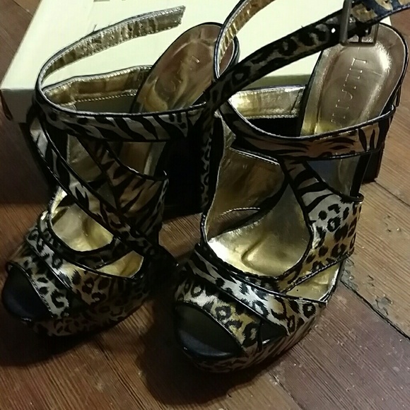 Shoes - Picture 1 of 1