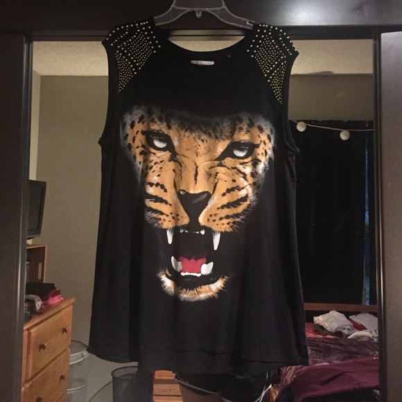 Black tiger shirt