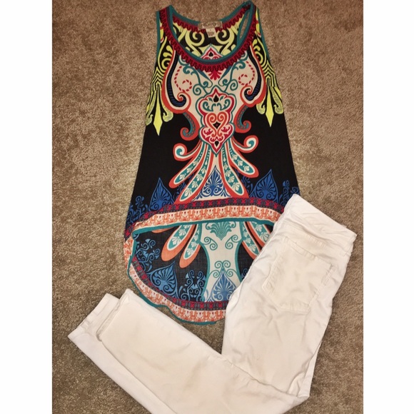 NWOT 💙💛Colorful High-Low Tank 💛💙