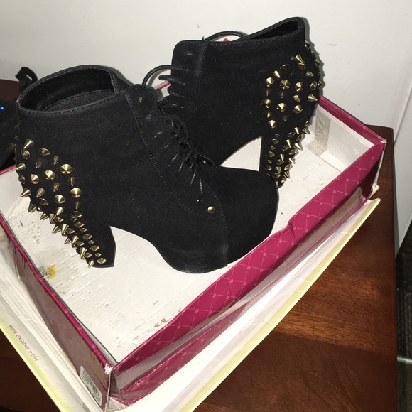 Gold spiked black heel size 8