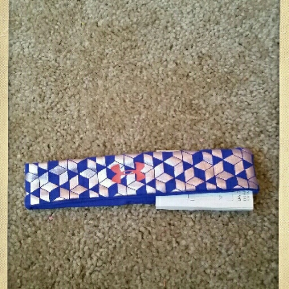 Under armour headband