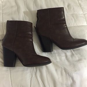 Brown Leather Bootie by Jasmin