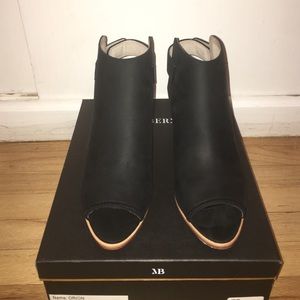 Bran new with box Matt Bernson heel booties