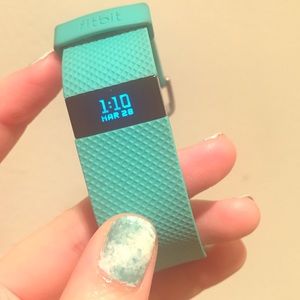 ⛹🏻Teal Fitbit Charge HR 🏀