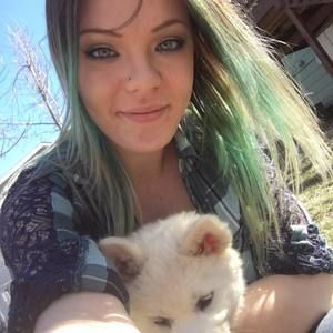 Meet your Posher, Cassie