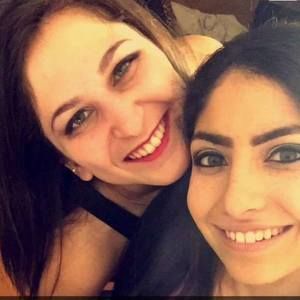 Meet your Posher, Danielle