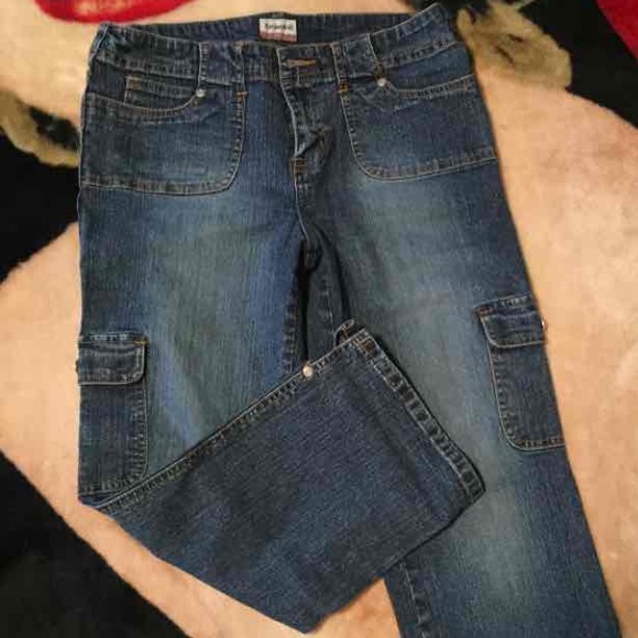 Women's NWOT CROPPED JEANS size9