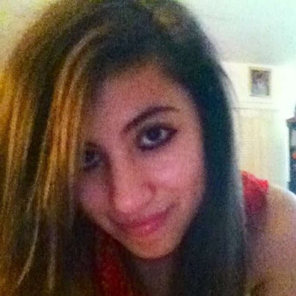 Meet your Posher, Rita