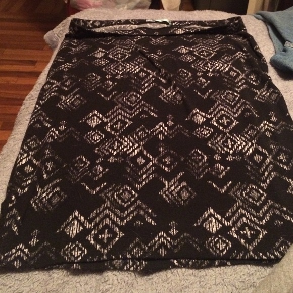 Patterned skirt