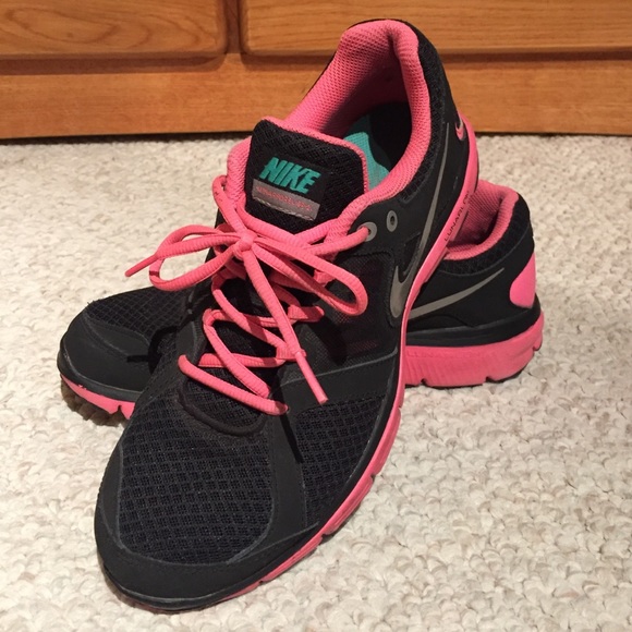 Nike Lunarlon athletic shoes