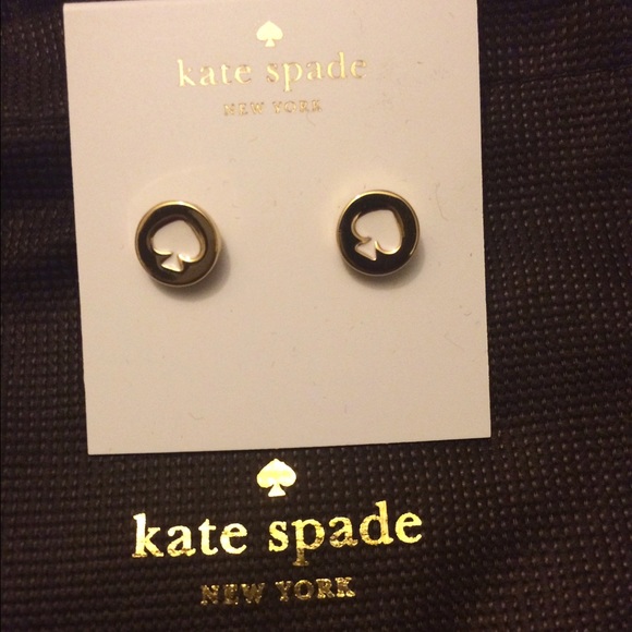 π5/20 HOST PICKπNWT Kate Spade "Spade" Earrings - Picture 2 of 3