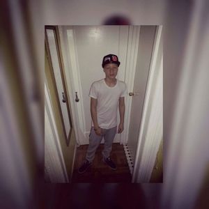Meet your Posher, Juan luis